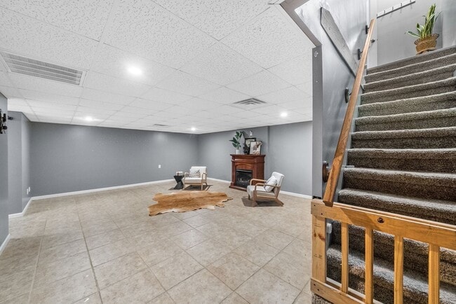 Building Photo - 114 Hickory Hill Dr