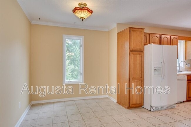 Building Photo - 106 Riverbend Dr