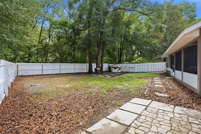 Building Photo - 1111 SW 80th Dr