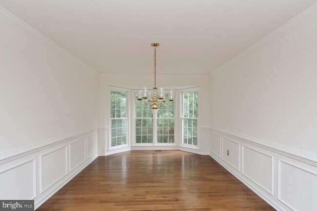 Building Photo - 8614 Oak Chase Cir