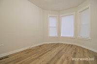 Building Photo - 1141 S Francisco Ave