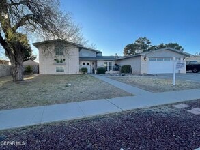 Building Photo - 10024 Fenway Dr