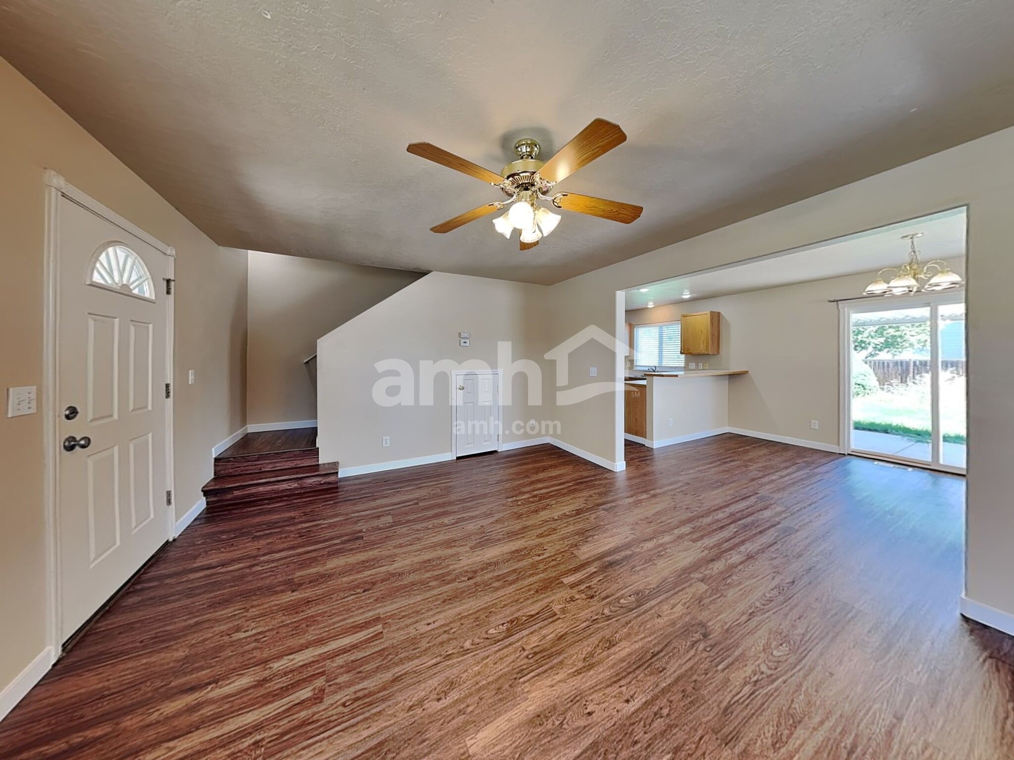 Building Photo - 584 N Nebula Ave