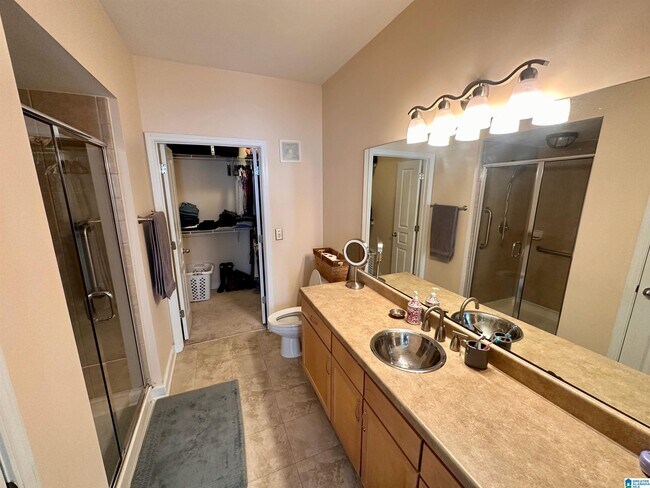 Building Photo - 2020 5th Ave S