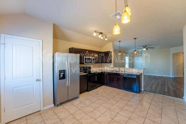 Building Photo - 5828 Roderick Dr