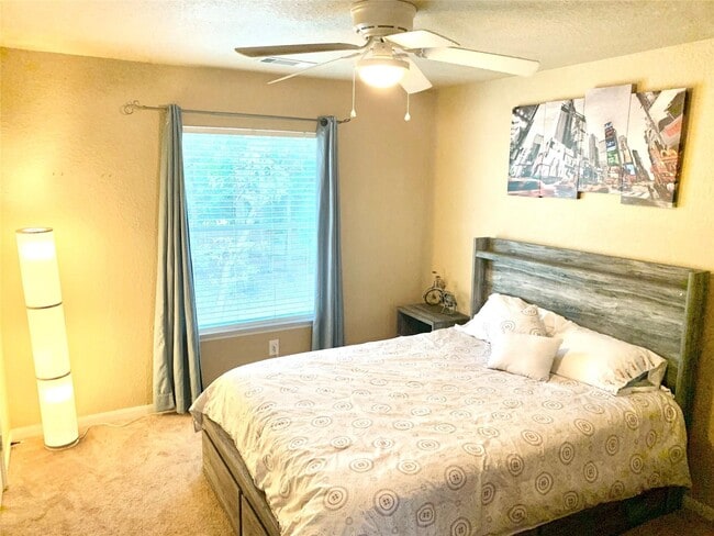 Building Photo - 75 N Misty Canyon Pl