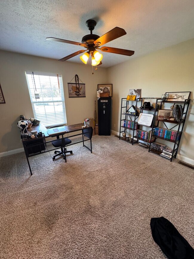 Building Photo - 514 Stonemont Dr