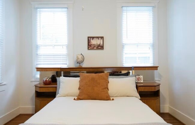 Building Photo - 2920 Avenue Q