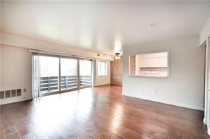 Building Photo - 1009 Sanlin Dr