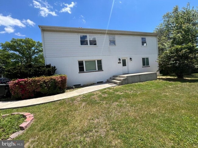 Building Photo - 5309 Mitchell St