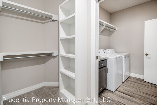 Building Photo - 2 br, 2 bath House - 5156 Villa Place