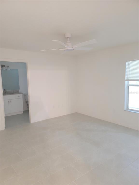 Building Photo - 22 Pin Oak Dr