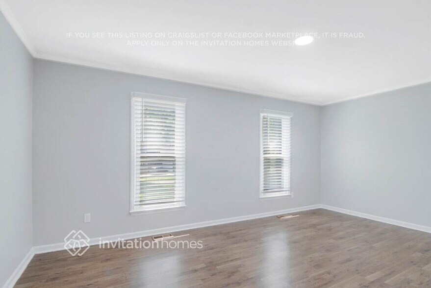 Building Photo - 7413 Laketree Dr