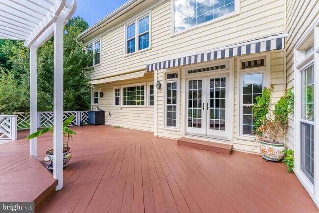 Building Photo - 615 Nalls Farm Way