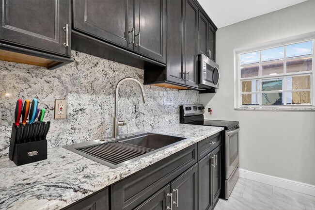 Building Photo - 40 NW 68th St