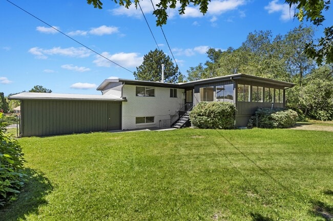 Building Photo - 7841 Da Vinci Dr