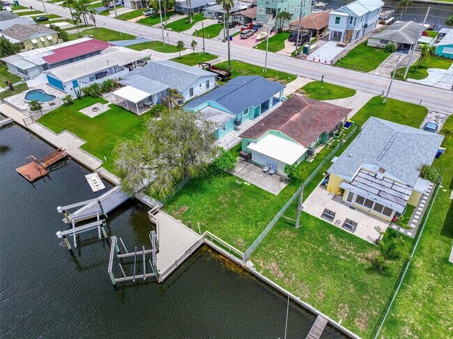 Building Photo - 4436 Floramar Terrace