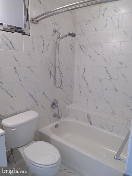 Building Photo - 2109 Woodbox Ln Unit 2109B