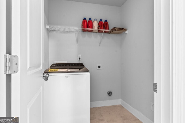 Building Photo - 5467 Fountainhead Ln