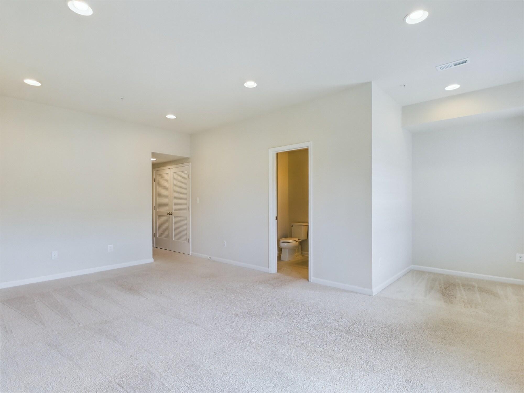 Building Photo - 25 Chester Ct