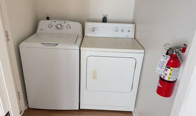 Building Photo - Spacious 3/2 in Eagle Point