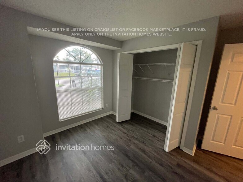 Building Photo - 4413 Longshore Dr