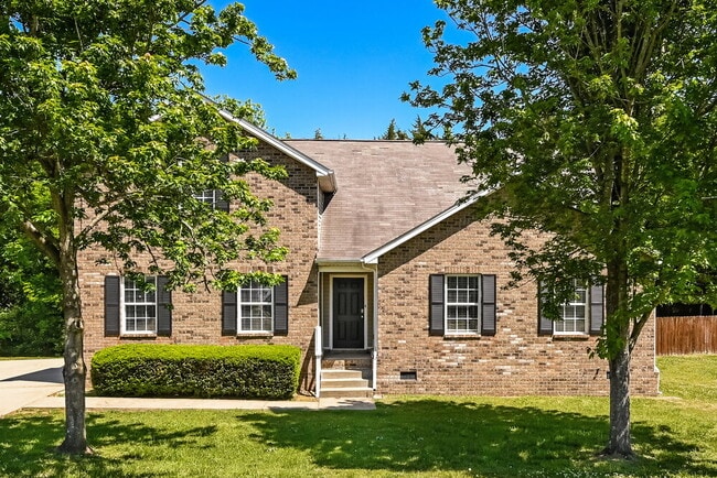 Building Photo - 1127 Sunnycrest Ct