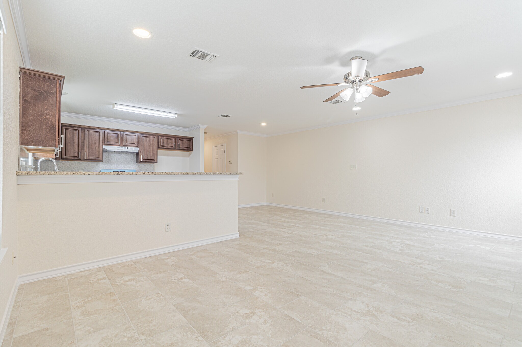 Building Photo - 11427 Creek Eagle