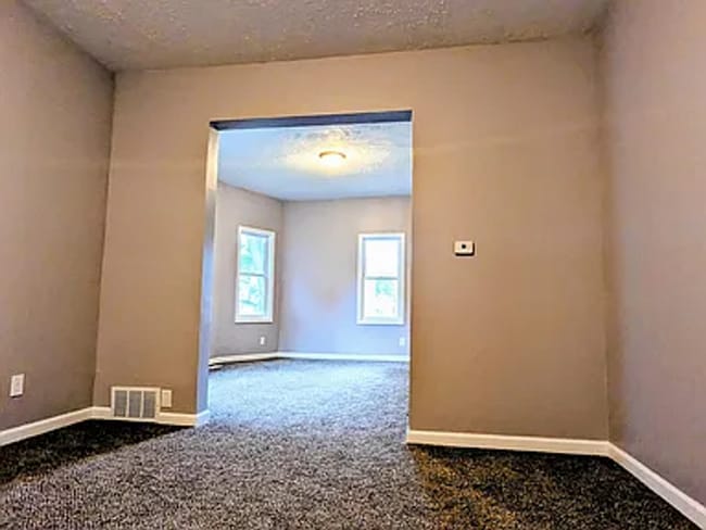 Building Photo - 2519 Wirt St