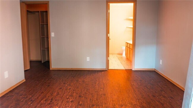 Building Photo - 2571 Mia Pl