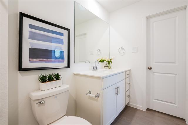 Building Photo - 2732 Ctr Crk Ln