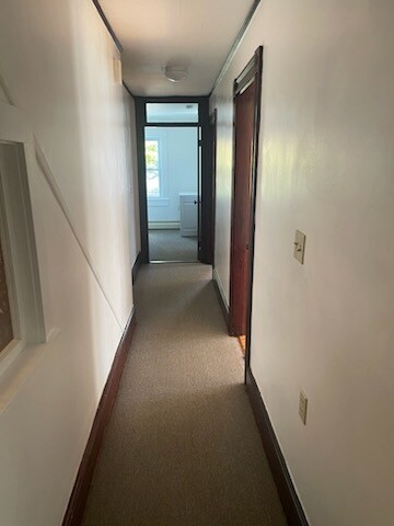 Level 1 - Hallway - 19 Central St