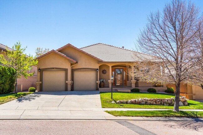 Primary Photo - D20 Patio Home on the Golf Course views of...