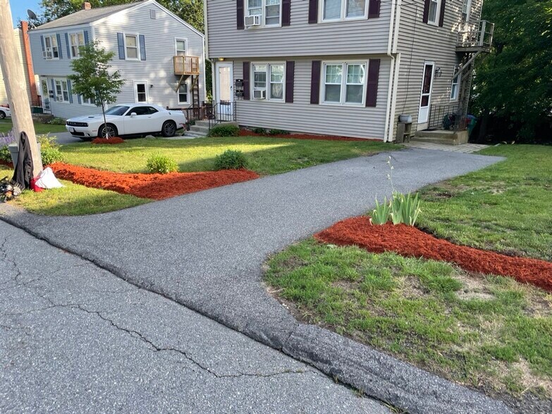 Building Photo - 38 Lamb St