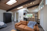 Building Photo - Fully Furnished Bungalow with Studio Livin...