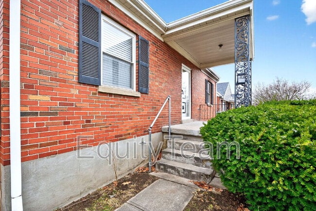 Building Photo - 405 Home Ave