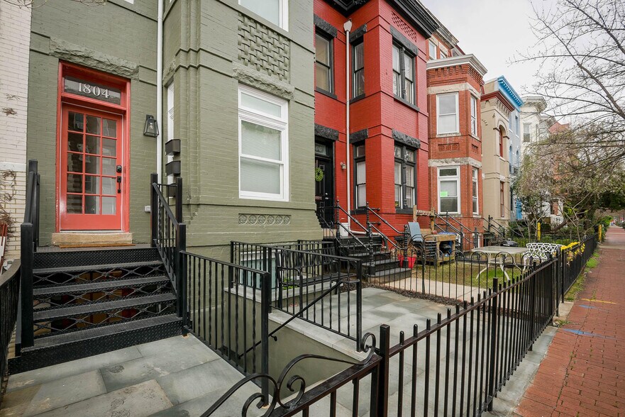 Building Photo - 1804 S Street Northwest-GO ID650P