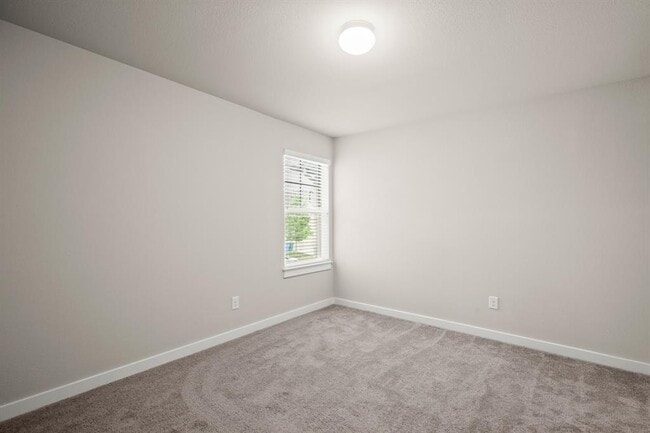 Building Photo - 602 Caterpillar Ln