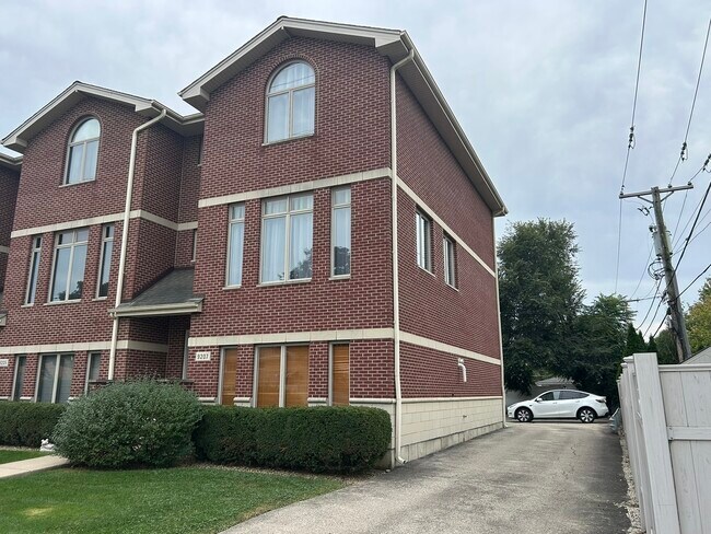 Building Photo - 9207 Gerritsen Ave