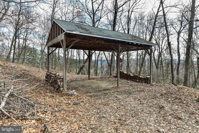 Building Photo - 34942 Charles Town Pike