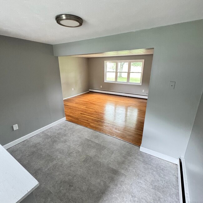 Primary Photo - 1275 Quinnipiac Ave