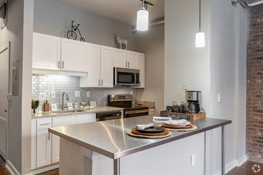 MAA Piedmont Park 250 10th St NE Atlanta GA 30309 Apartment Finder