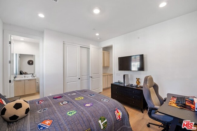 Building Photo - 20712 Deer Grass Ct