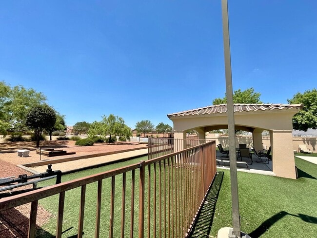 Building Photo - Beautiful 3 Bedroom Home in Gated Community!