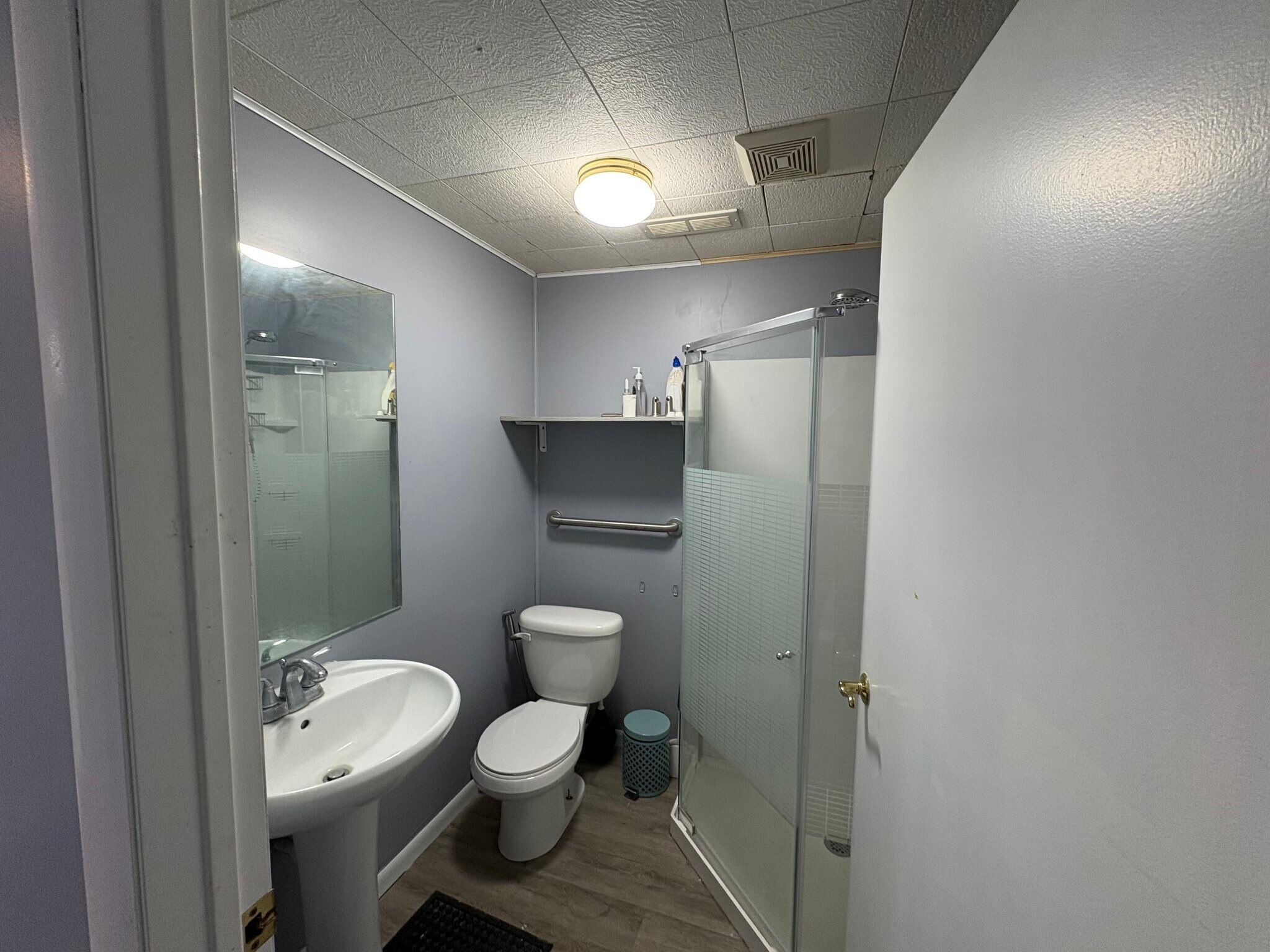 Building Photo - 661 Reynoldswood Rd