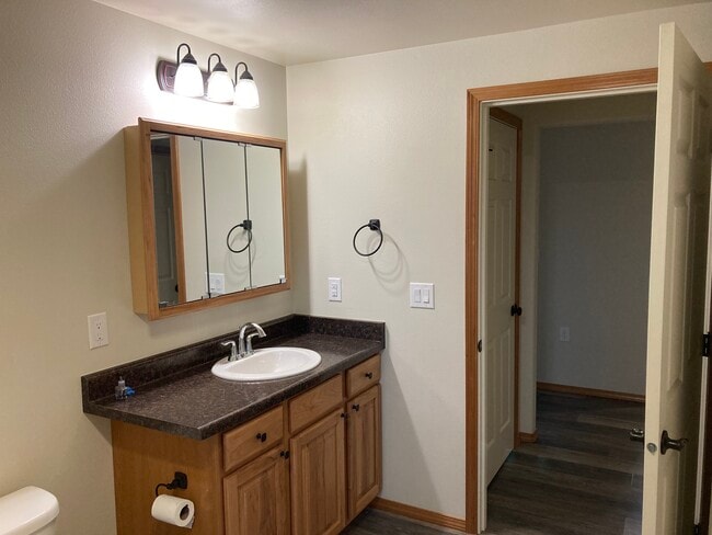 Building Photo - 769-712 12th St