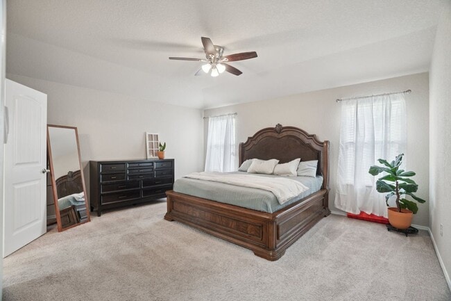 Building Photo - 1731 Emerald Edge