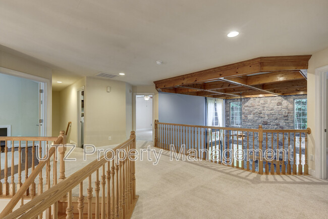 Building Photo - 3230 Sidetracked Dr