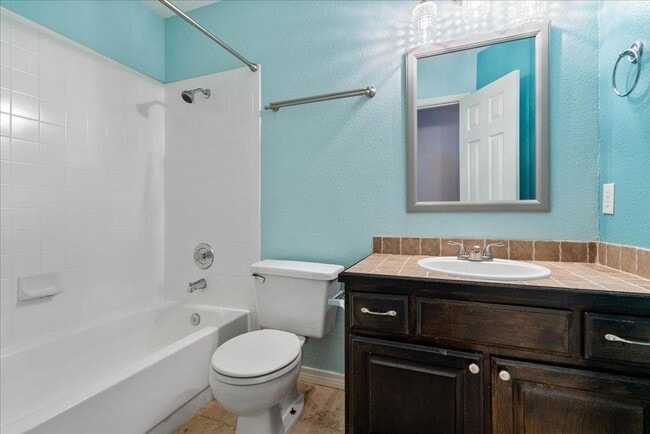 Building Photo - 2205 Cedar Branch Dr