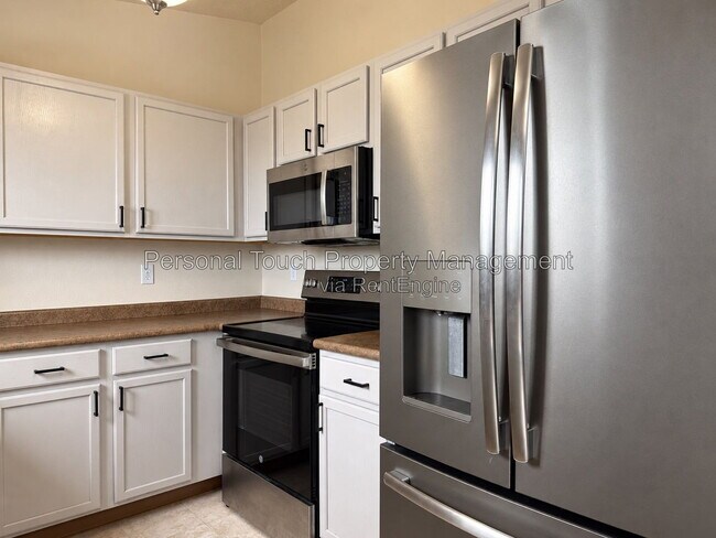 Building Photo - 6214 24th St S